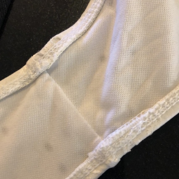 Eyelet Lace Three Piece Bikini Set Size Large - Picture 13 of 15